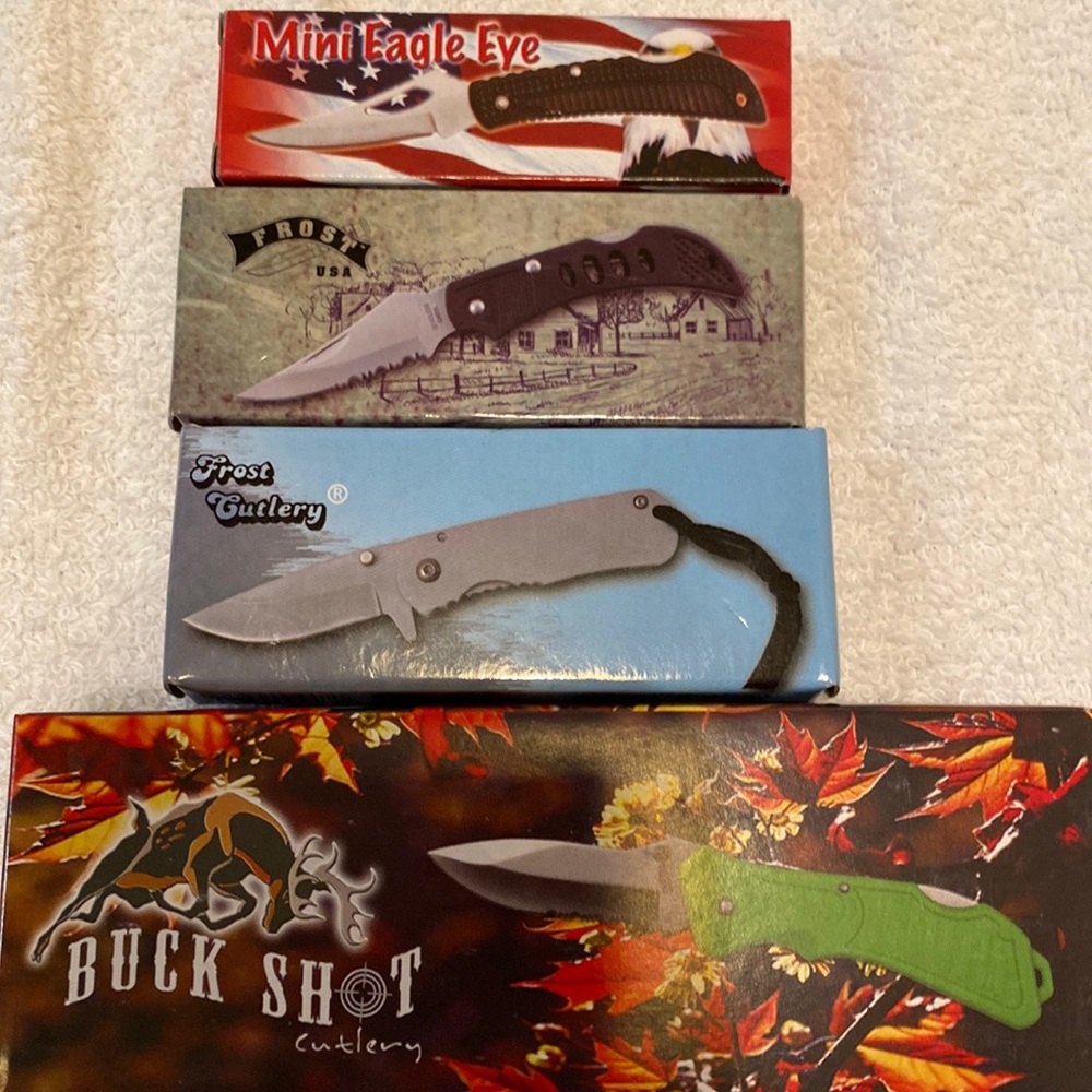 Set of knives